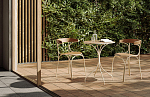 Gebruder Thonet Vienna Ample bistrot