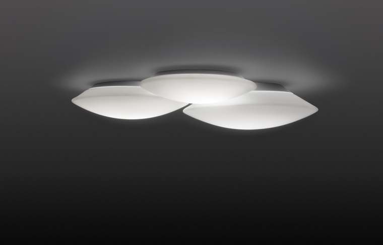 Vibia Puck ceiling three spheres. Фото 03