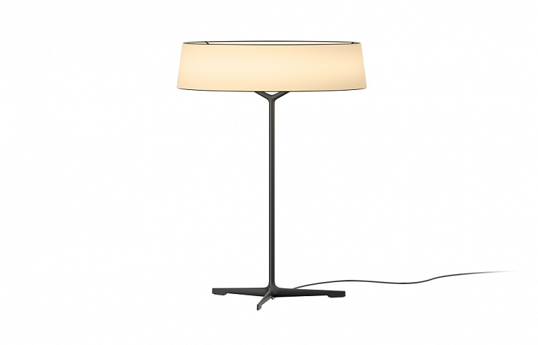 Vibia Dama table. Фото 01