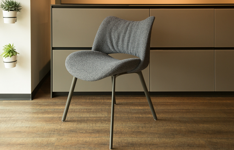 Poltrona Frau Nice | Loop Blu. Фото 04