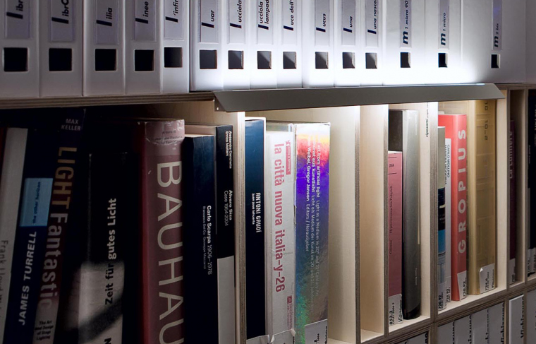 Viabizzuno Segna libro. Фото 03
