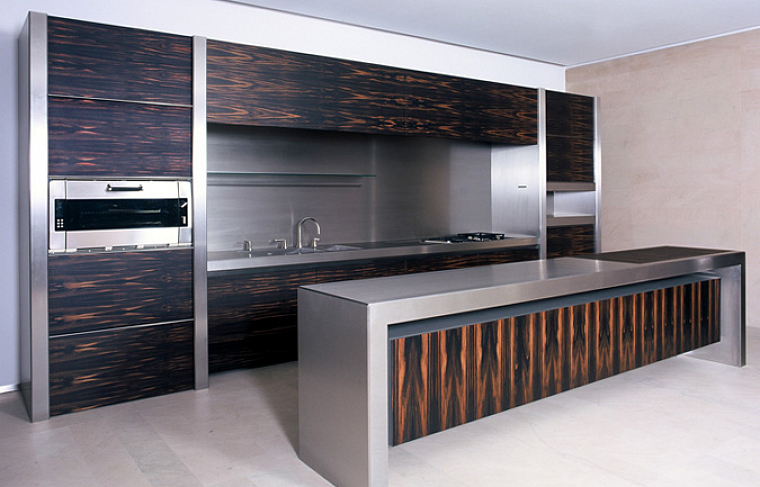 Strato Limited Edition. Фото 01